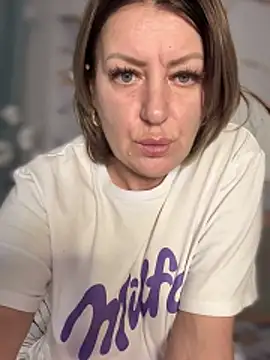 Milena-MilfaXXX's cam snapshot