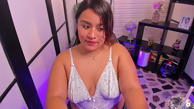 ElaBourn_'s cam snapshot