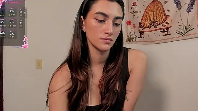 Gabee7_'s cam snapshot