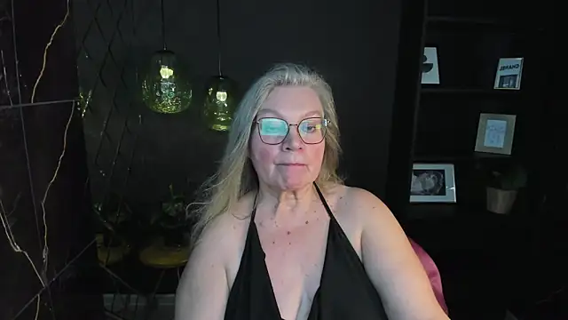 NataliMellow live sex cam