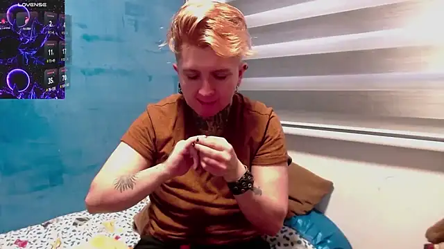 Marieblueeyes live sex cam