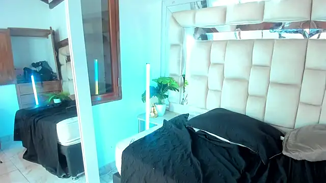 HotVoltage's cam snapshot