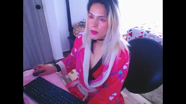 mystica_25's cam snapshot