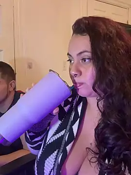 Xoxojloka live sex cam