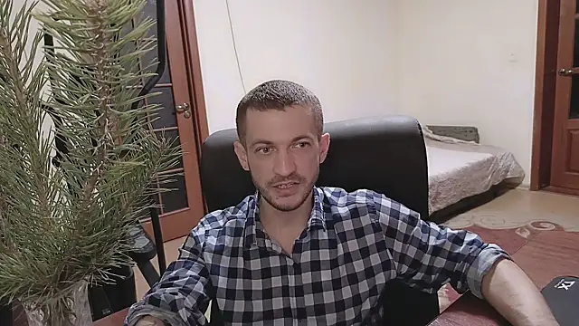 333Alone_in_theDark777's cam snapshot