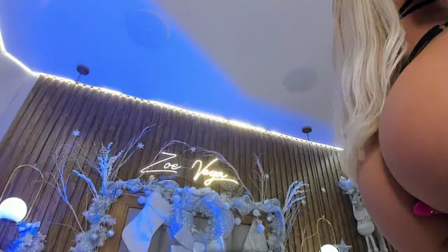 Zoevegass live sex cam
