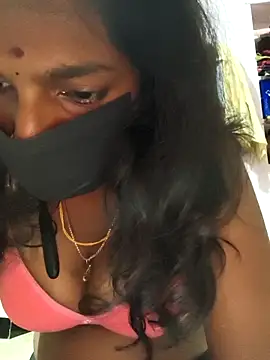 Honey_rosetamil's cam snapshot