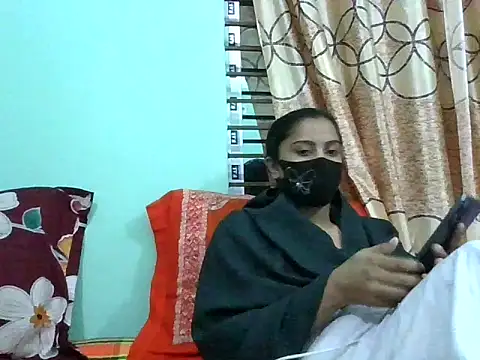 daisy-03's cam snapshot