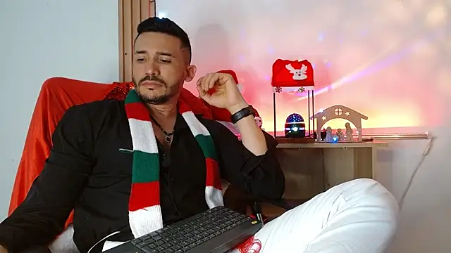 Reiko_85_'s cam snapshot