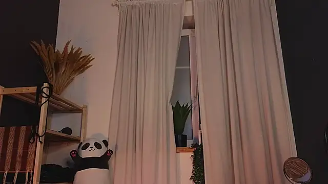 too_sexxxy's cam snapshot