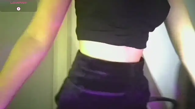 RIYA-29's cam snapshot