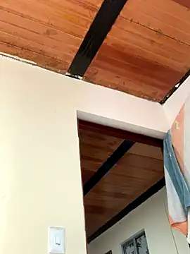 Cami_Leon2's cam snapshot