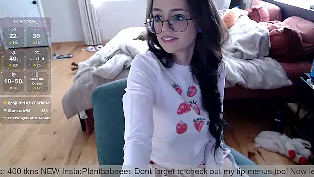 Plantbabeee's cam snapshot