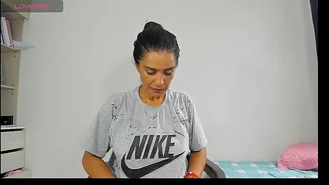 sweetCatallina's cam snapshot