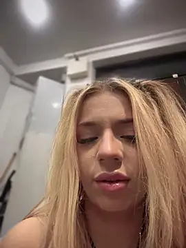 maddisonblush's cam snapshot