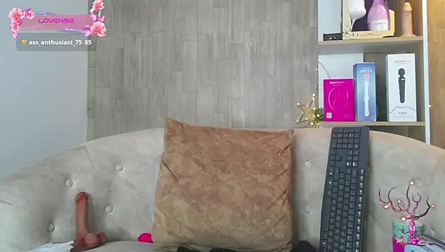 cortney_tayler's cam snapshot