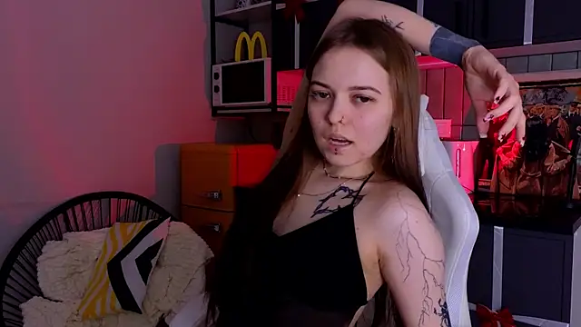 doll_lol_'s cam snapshot