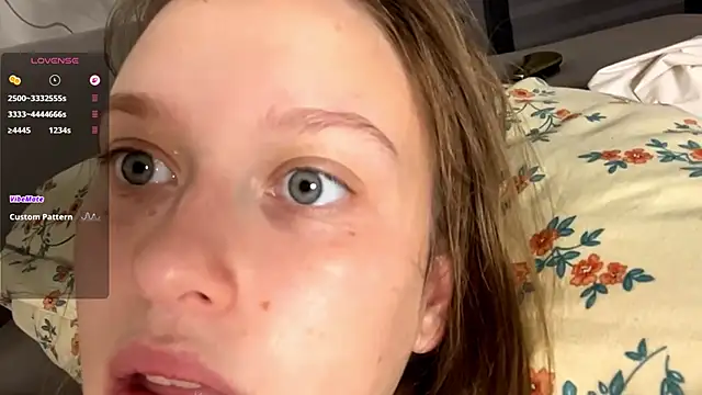 CharlynDini's cam snapshot