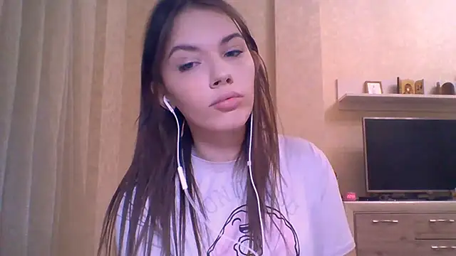 CeyaLier's cam snapshot