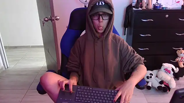 thomascooper7's cam snapshot