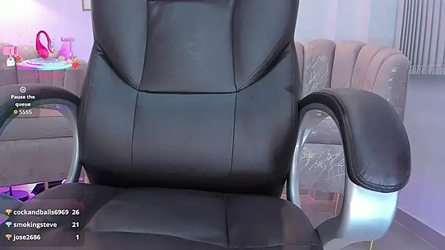 issi_loren's cam snapshot