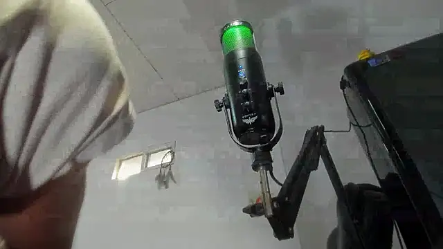 LovexJuxn_'s cam snapshot