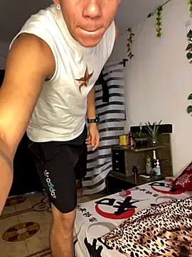 Dylams_maja's cam snapshot