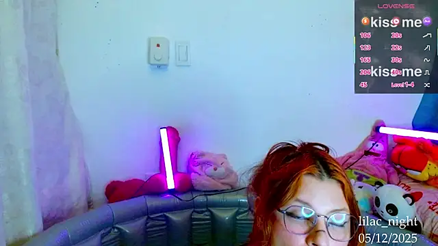 lilac_night33's cam snapshot