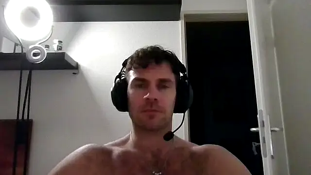 alpha-hunk's cam snapshot