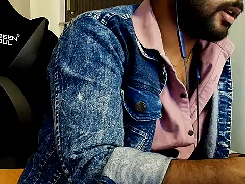 RuvoxXneXo live sex cam