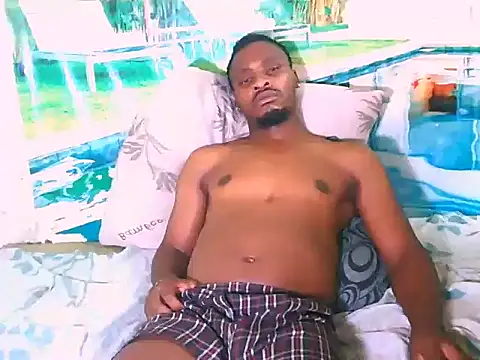 EbonyTiger69's cam snapshot