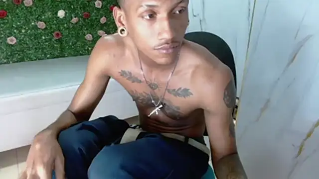 ManSant's cam snapshot