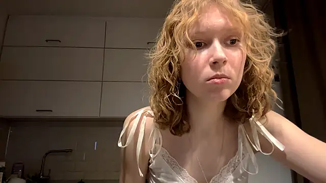 ElfriedaZwack's cam snapshot