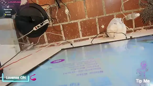 MiiaaCollinss's cam snapshot