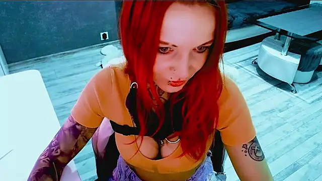 InesGold's cam snapshot