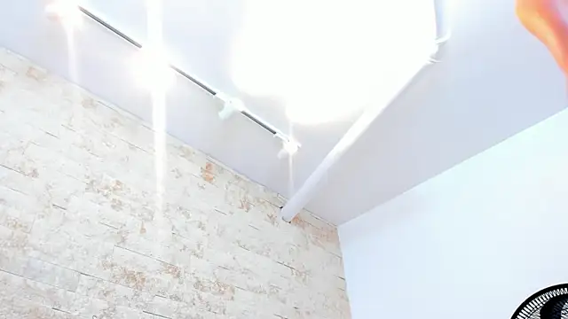 mia_roldan_'s cam snapshot