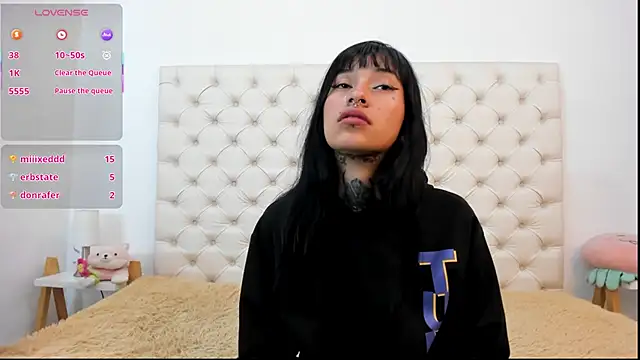 esmeralda06's cam snapshot