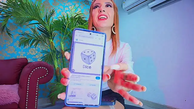 EmmaReyez's cam snapshot