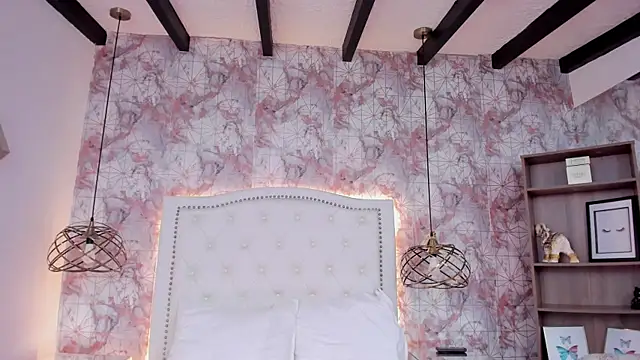 ScarletMore's cam snapshot