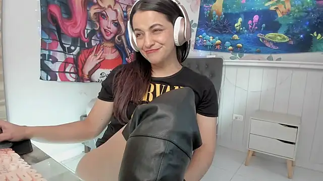 LovelyAzucena's cam snapshot