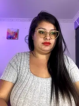 MiiaaJoness's cam snapshot