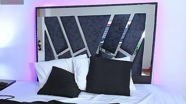 ReginaRosetti's cam snapshot