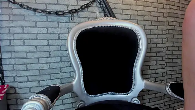 Briana_24's cam snapshot