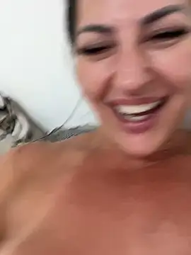 Deusasafada's cam snapshot