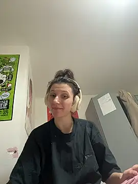 blissyboo123's cam snapshot