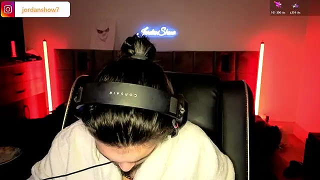 JordanShow live sex cam
