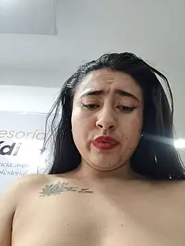 _Sarah-Office1's cam snapshot