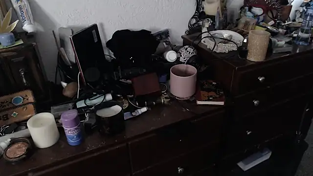 anja_peach's cam snapshot