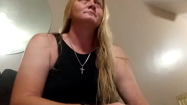 wetnwildforyou's cam snapshot