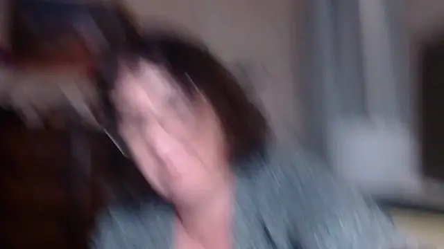 BigbustedBrenda's cam snapshot